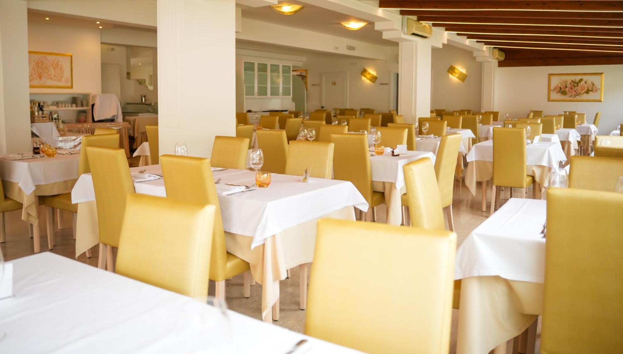 Hotel Sirena - Servizio spiaggia inclusive Peschici Esterno foto