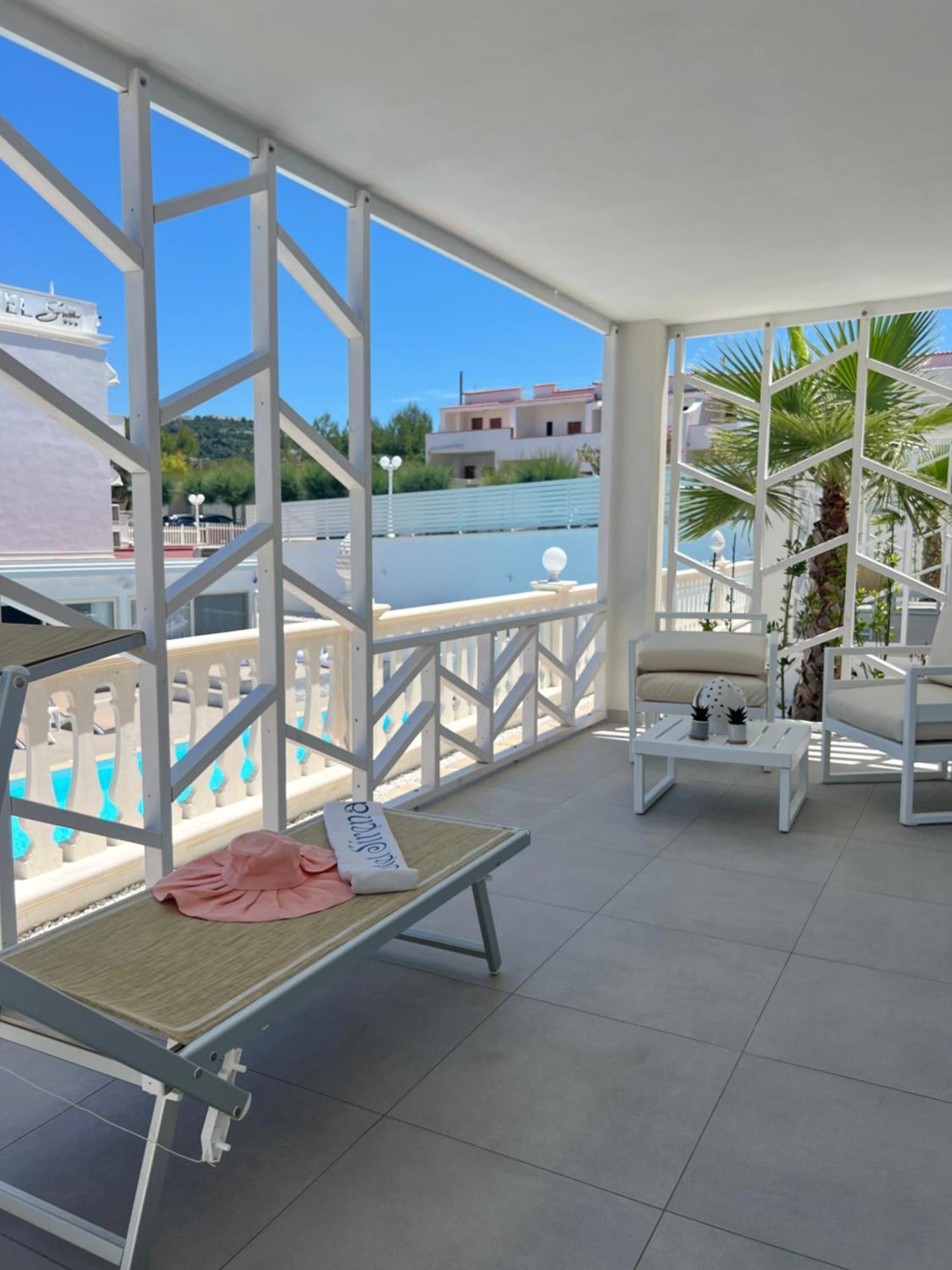 Hotel Sirena - Servizio spiaggia inclusive Peschici Esterno foto